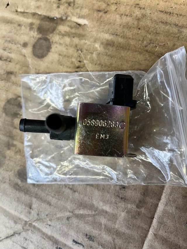 Válvula N75 VAG 1.8 Turbo, sin usar 
