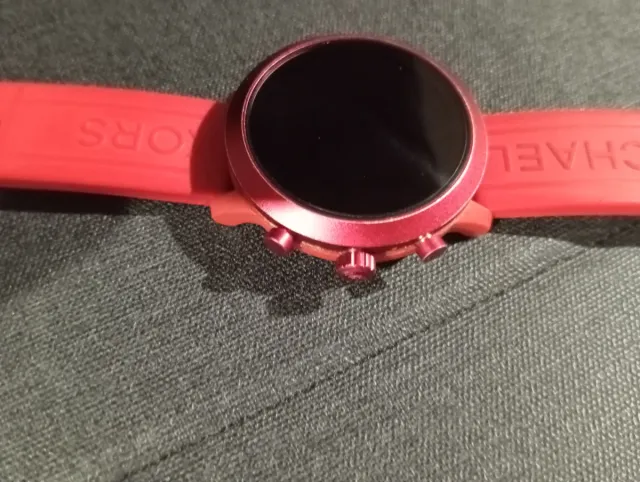 Reloj Michael Kors Smartwatch Edición Roja