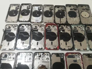 20 Custodie iPhone per parti