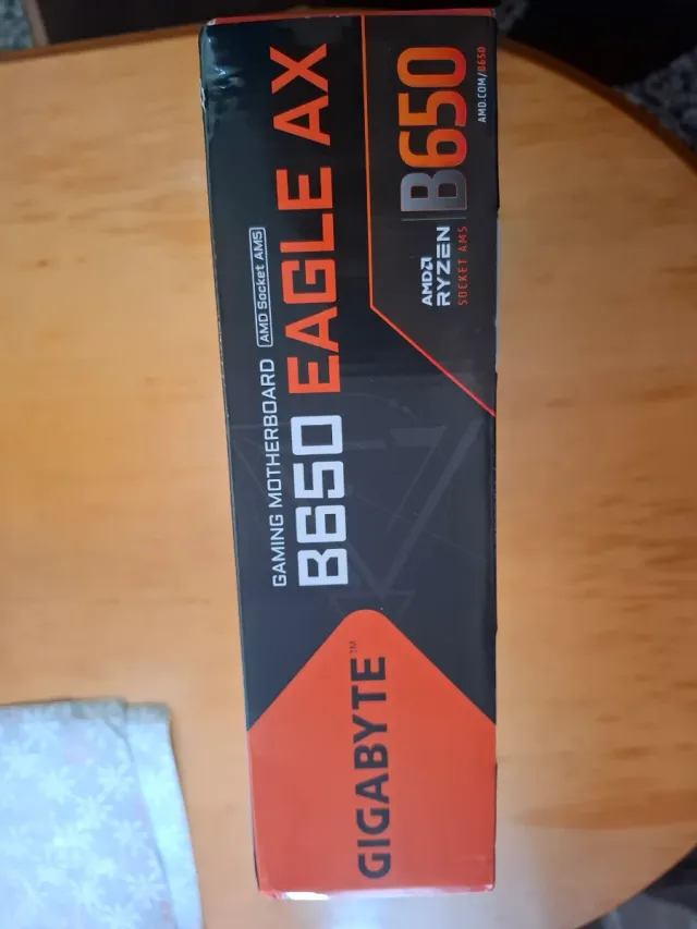 Placa Base Gigabyte B650 Eagle AX