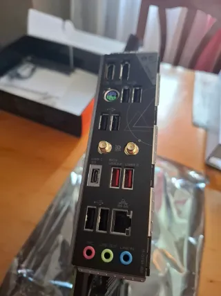 Placa Base Gigabyte B650 Eagle AX