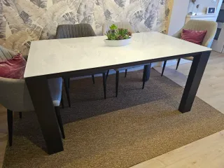 Mesa Comedor Extensible. Cristal + madera roble