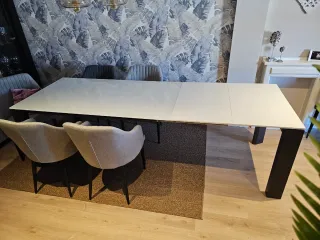 Mesa Comedor Extensible. Cristal + madera roble