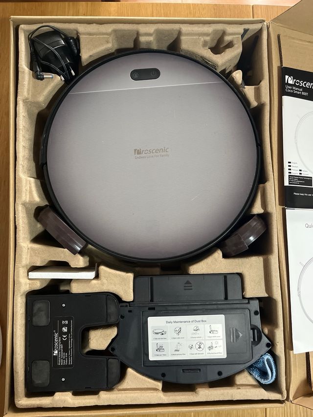 Robot aspirapolvere Roscenic