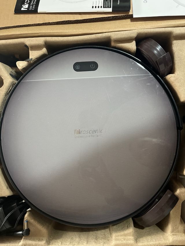 Robot aspirapolvere Roscenic