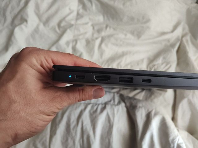 Samsung Book 4 15 i7 13th Gen 16GB RAM