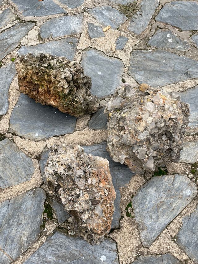 Piedras grandes para jardín