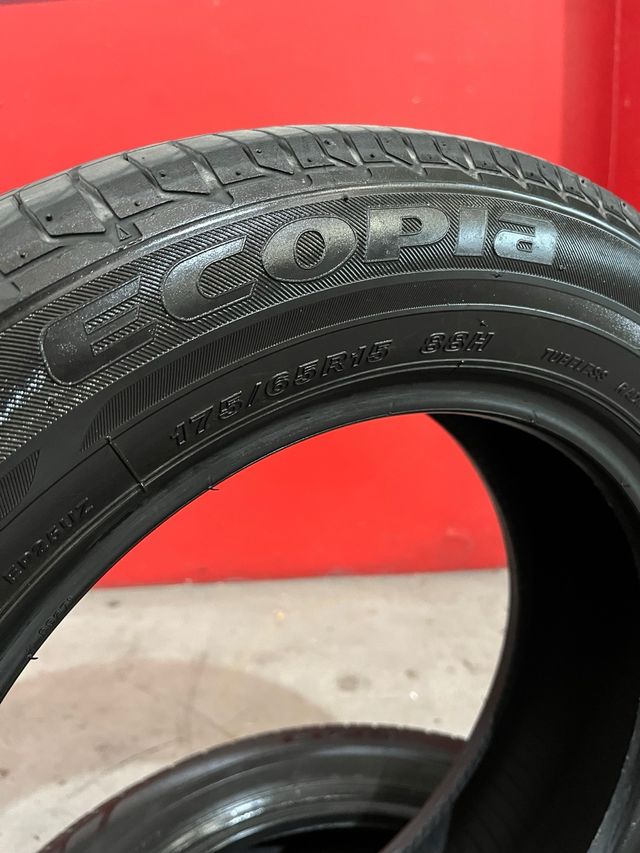Neumáticos Bridgestone 175/65R15 88H