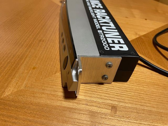 Afinador Behringer Rack BTR2000 Auto-Cromático