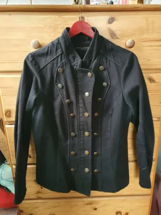 Chaqueta tejana Dorothy Perkins negra