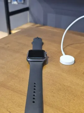 APPLE WATCH SE 44MM CEL NEGRO