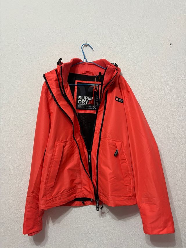 Chaqueta cortavientos Superdry naranja