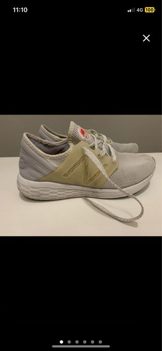 2 Zapatillas New Balance blancas y gris/azul