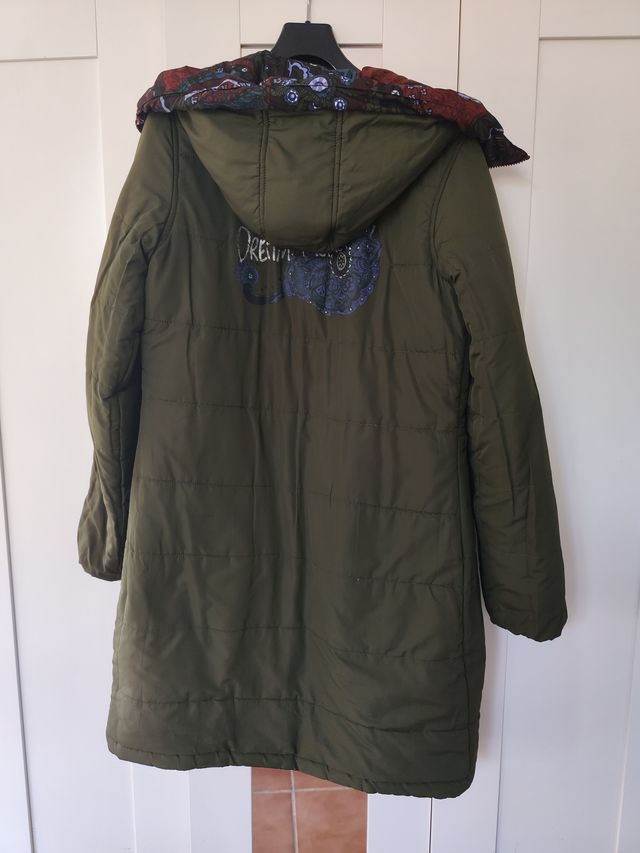 Chaquetón Desigual reversible impermeable