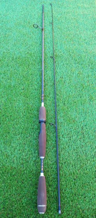 Caña de pesca Black Bass