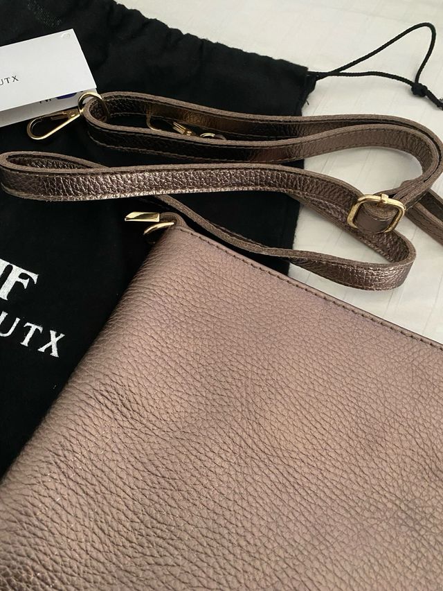 Bolso Farrutx Piel color bronce metálico. Nuevo