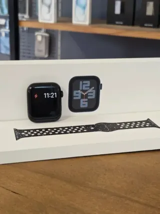 APPLE WATCH SE 2nd GEN. 44MM GPS NEGRO BATE. 100%