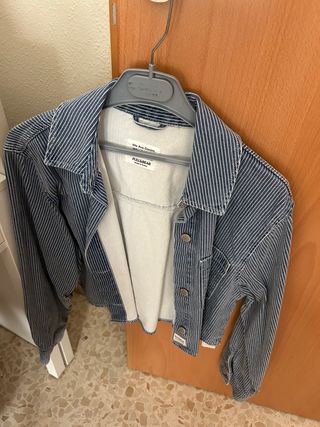 Chaqueta vaquera Pull&Bear rayas mujer
