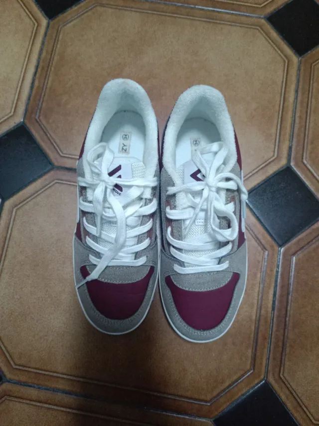 Zapatillas deportivas talla 34