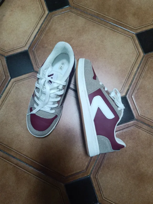 Zapatillas deportivas talla 34