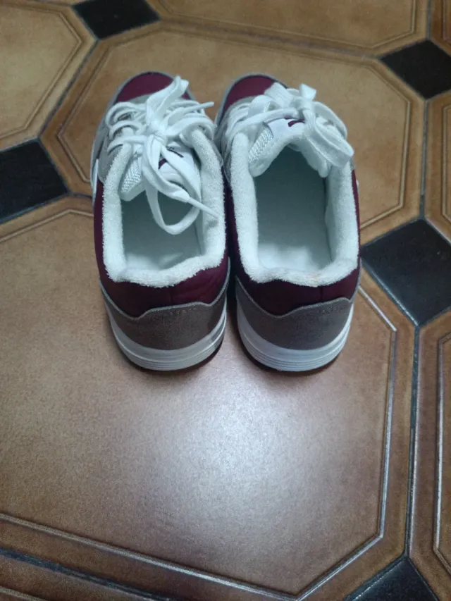 Zapatillas deportivas talla 34