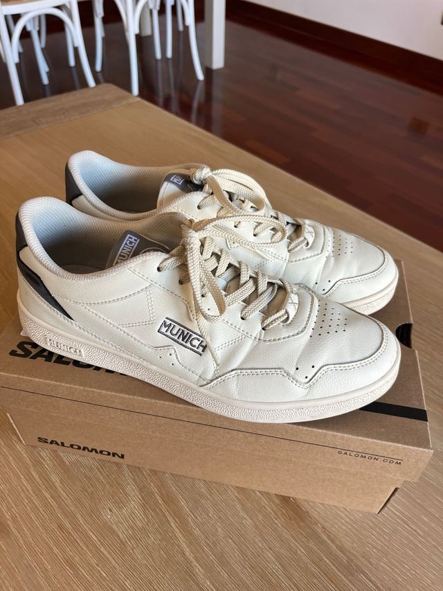 Zapatillas Munich Piel Blancas.