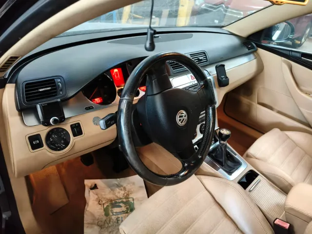 Volkswagen Passat 2006