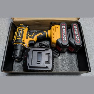 TALADRO BRUHSLESS 20V 2 BATERÍAS (NUEVO)