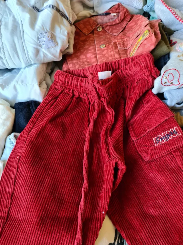 Sacco abbigliamento neonato 3-9 mesi