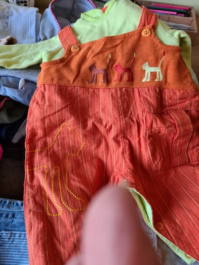 Sacco abbigliamento neonato 3-9 mesi