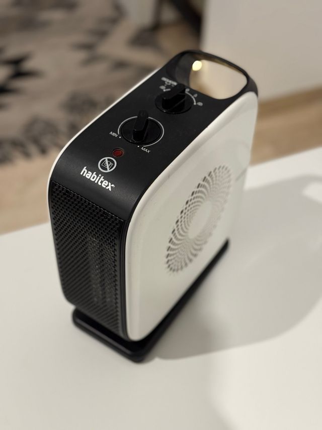 Calefactor cerámico Habitex HQ364 Oscilante