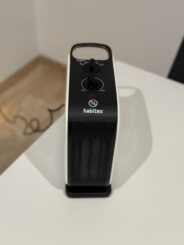 Calefactor cerámico Habitex HQ364 Oscilante
