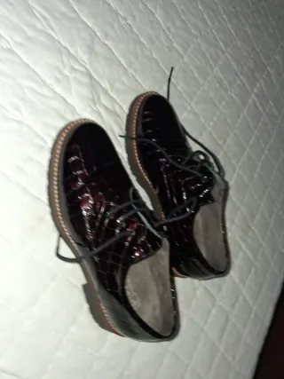 Zapatos Oxford charol efecto piel pitón