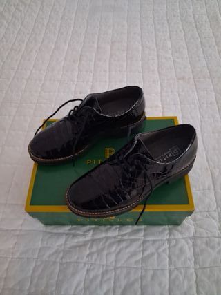Zapatos Oxford charol efecto piel pitón