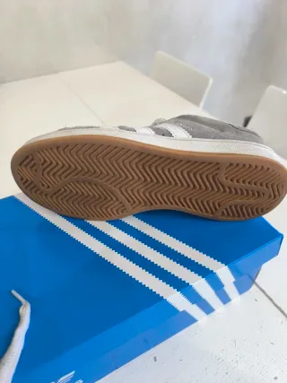 Adidas Campus grigie n. 37.5