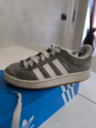 Adidas Campus grigie n. 37.5
