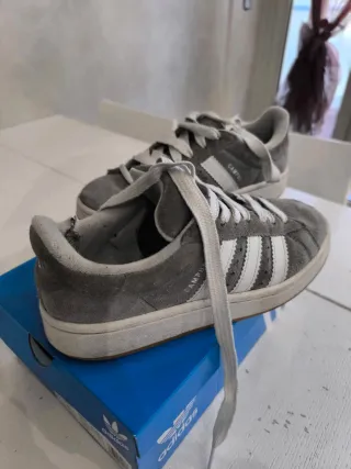 Adidas Campus grigie n. 37.5