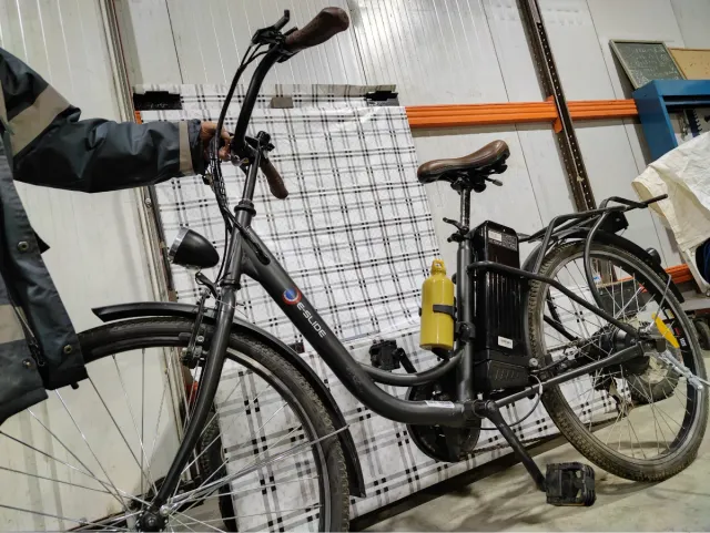 Bicicleta Eléctrica E-Slide prácticamente Nueva