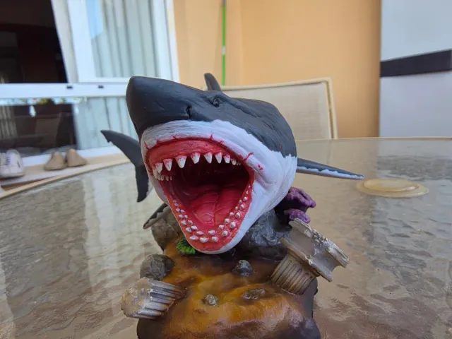 Figura Resina Tiburón