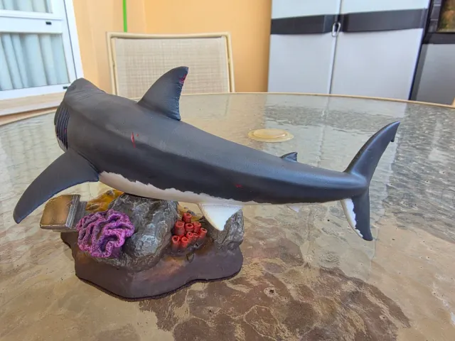 Figura Resina Tiburón