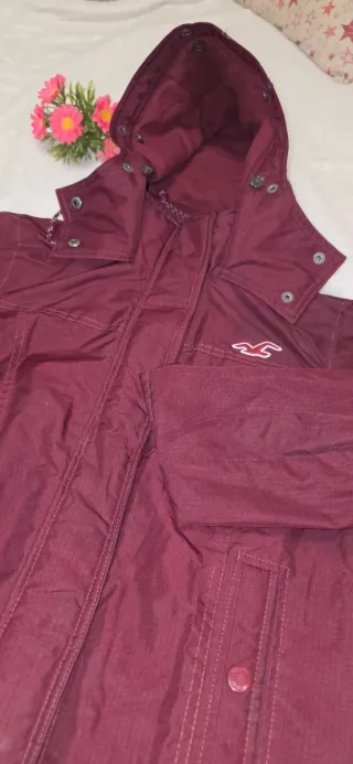 Chaqueta Hollister con capucha