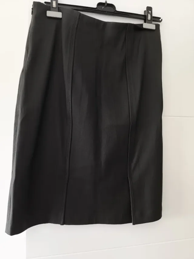 Falda Gerard Darle Cuero Mujer T40 Negra
