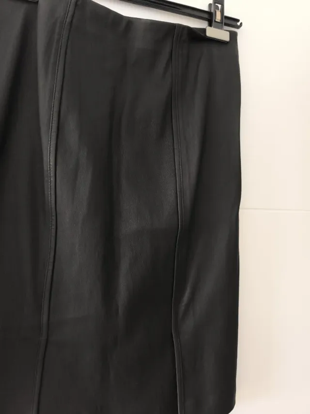 Falda Gerard Darle Cuero Mujer T40 Negra