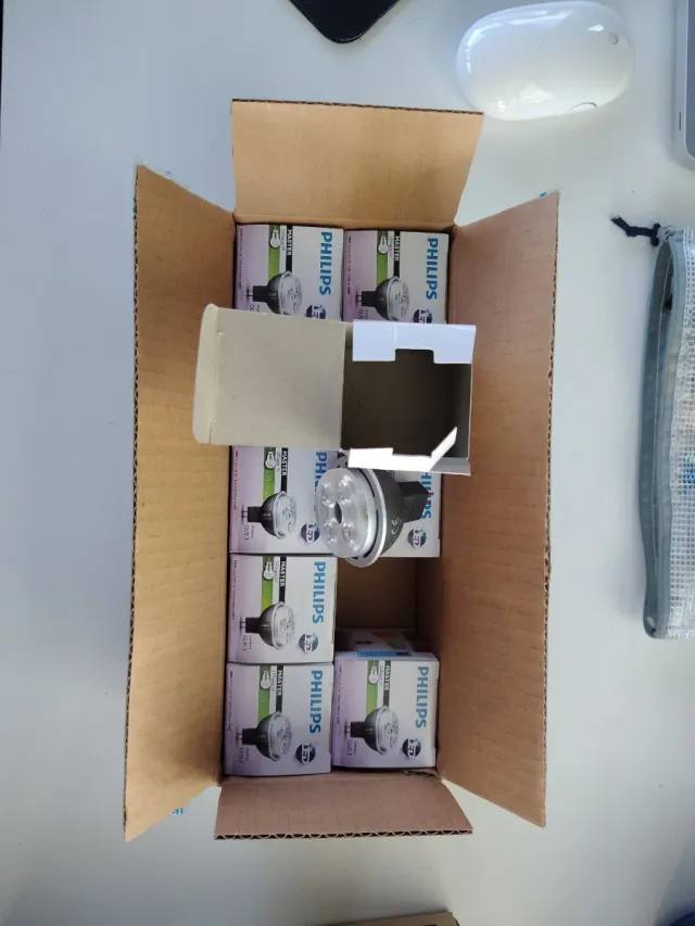 Caja 10 Lámparas LED Philips