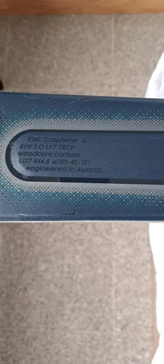 Esquís Head Shape V10