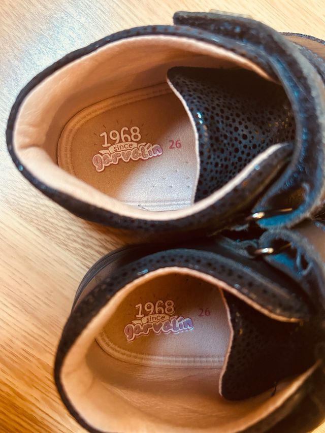 ¡Como nuevos!Botines Garvalin Talla 26 Azul Marino