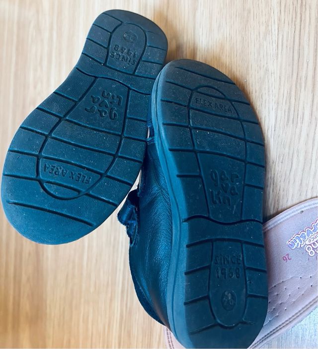 ¡Como nuevos!Botines Garvalin Talla 26 Azul Marino