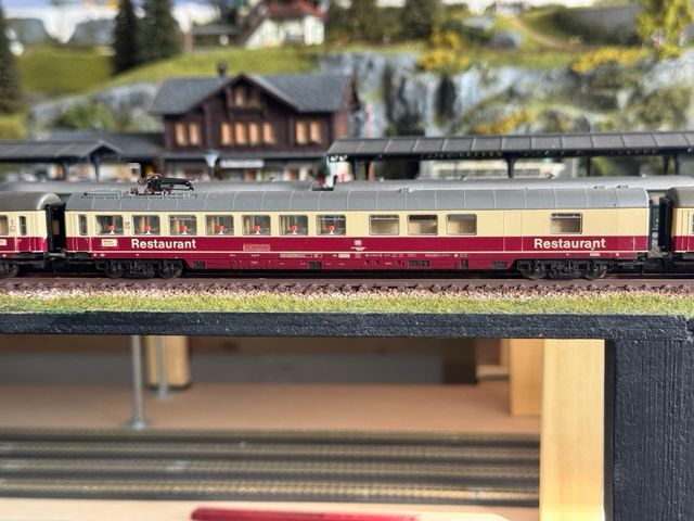 Minitrix 16304 BR 103.1 Digital Sonido + vagones