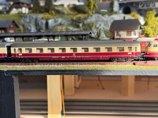 Minitrix 16304 BR 103.1 Digital Sonido + vagones