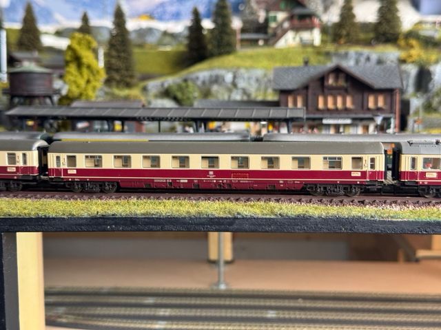 Minitrix 16304 BR 103.1 Digital Sonido + vagones